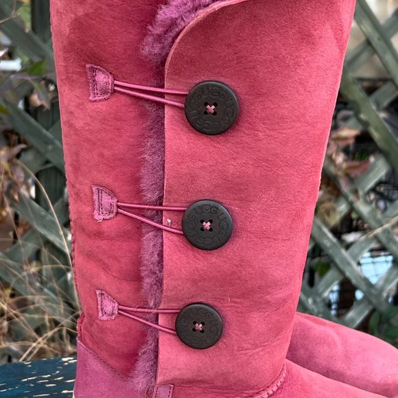 UGG Bailey Button Shearling Below Knee Fuschia Boots, 10, Button up sides, NWOB - Picture 13 of 13